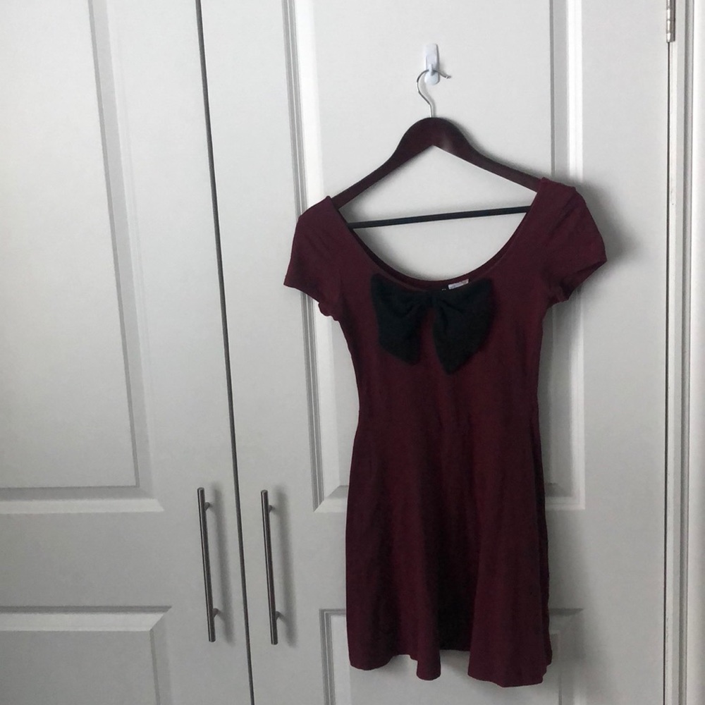 DIVIDED by H&M Burgundy Bow Dress